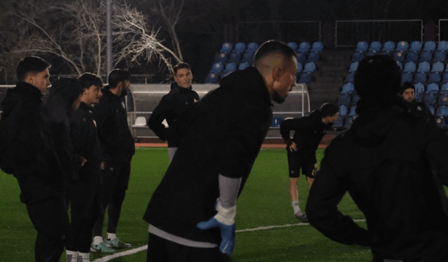3 puan şart! Anadolu üniversitesi play-off hattına yaklaşmak istiyor