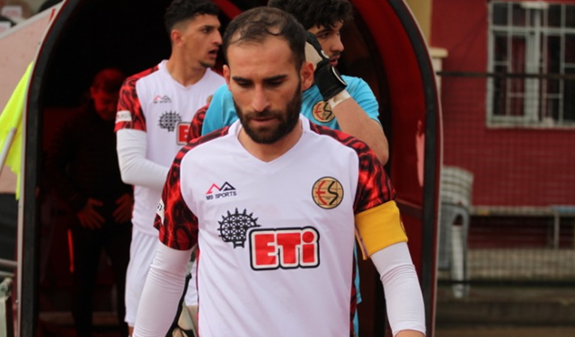 Eski kaptan geri döndü! Hasan Ulaş Uygur Eskişehirspor’da
