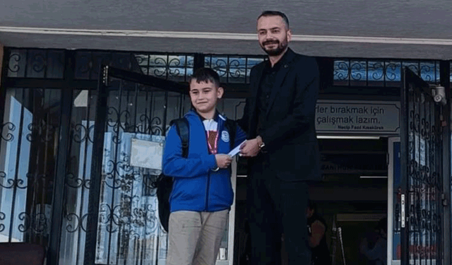 Eskişehir'de ortaokul öğrencisinden turnuvada şampiyonluk