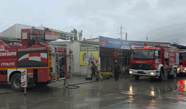 Kütahya'da Fatih Sanayi Sitesi'nde yangın