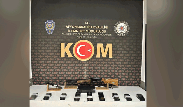 Afyon'da tefeci operasyonunda 5 kişi tutuklandı