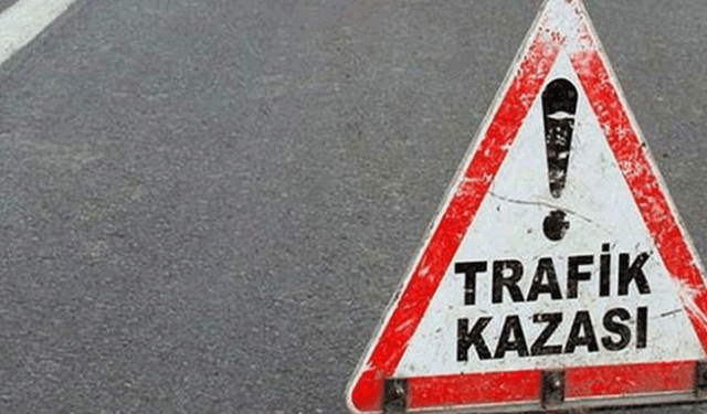 Afyonkarahisar'da otomobille motosikletin çarpıştığı kazada 1 kişi öldü