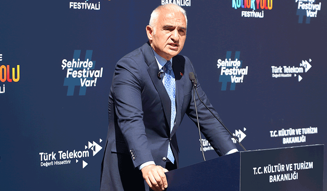 Bakan Ersoy’dan Eskişehir esnafına müjde: "Festival esnafa can suyu olacak"