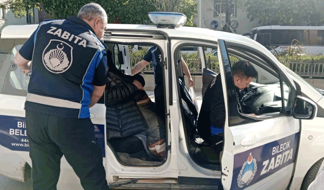 Bilecik'te dilencinin üzerinden çıkan para şaşırttı
