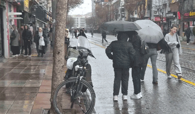 Eskişehir’e dolu yağışı ve kuvvetli rüzgar uyarısı