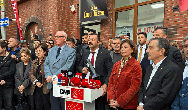 Yalaz: “Sarayın görevlendirdiği il başkanı bu parti binasına giremez”