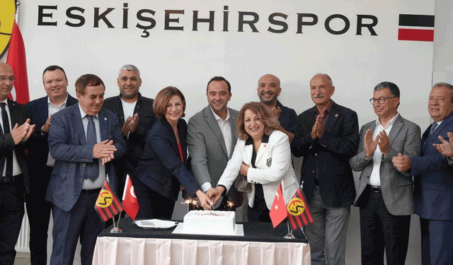 Başkan Ünlüce: “Eskişehirspor’un yanında olmaya devam edeceğiz”