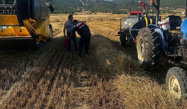 Bilecik'te biçerdöver operatörlerine yangın eğitimi