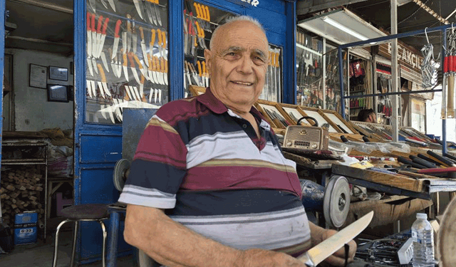 Eskişehir'in 82 yaşındaki Mehmet ustası: "Bizdeki çalışma azmi yeni nesilde yok"