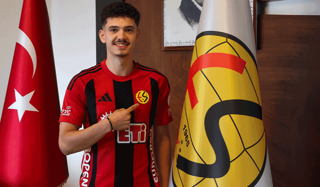 Eskişehirspor'dan savunmaya genç takviye