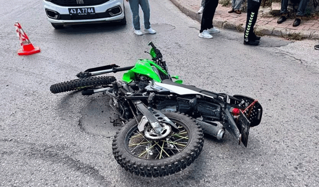 Kütahya Tavşanlı'da otomobil ile motosiklet çarpıştı: 1 yaralı