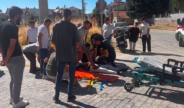 Kütahya'da otomobil ile motosiklet çarpıştı: 2 yaralı