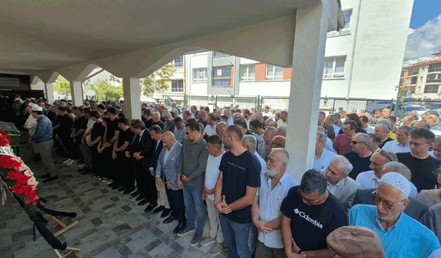 Afyon İl Milli Eğitim Müdürü Altınkaynak son yolculuğuna uğurlandı