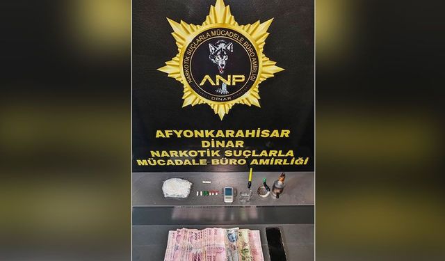 Afyonkarahisar'da otomobilde zehirli madde ile yakalanan bir kişi tutuklandı
