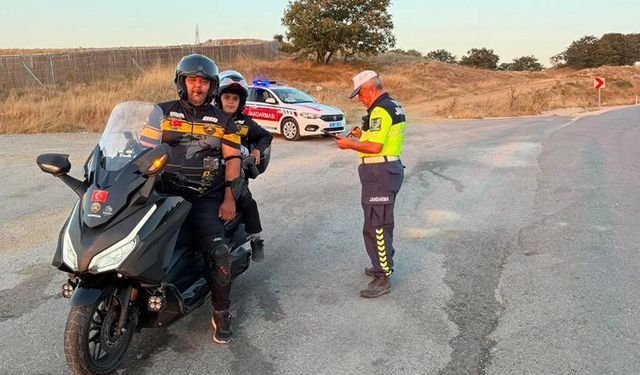 Bilecik'te motosiklet sürücülerine trafik bilgilendirmesi