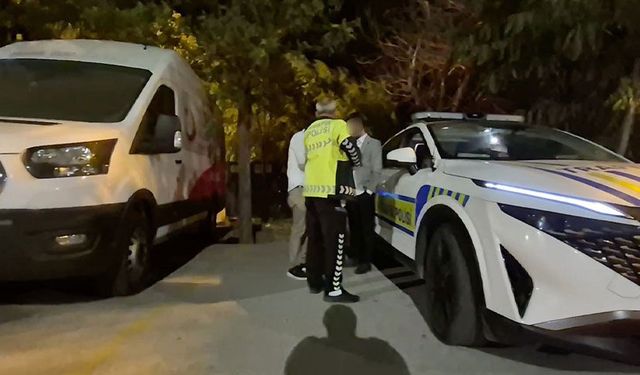 Eskişehir’de alkollü sürücünün aracını teslim almaya gelen yakını da alkollü çıktı