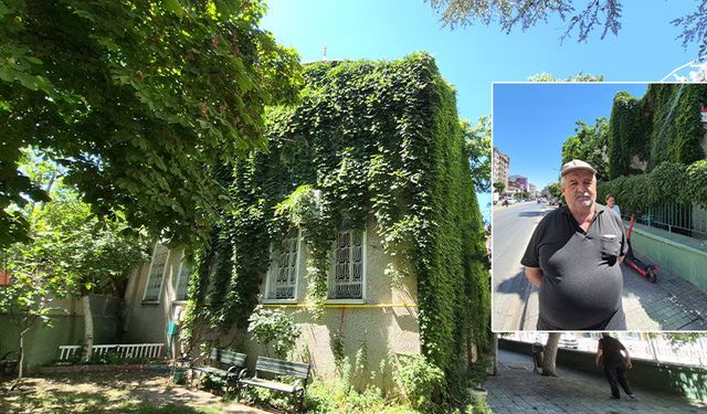 Eskişehir’de gönüllü olarak çalıştığı 'Sarmaşıklı Cami'ye gözü gibi bakıyor