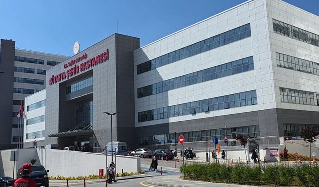 Kütahya'da eski eşi tarafından bıçaklanan kadın ağır yaralandı