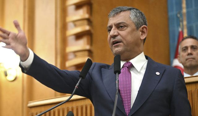 Savcılık Özel’in dokunulmazlığının kaldırılması için Bakanlığa başvuruda bulundu.