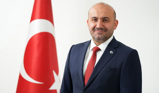 Albayrak: "Tüm hemşehrilerimin Eskişehir'imizin Düşman İşgalinden Kurtuluşunun 104. yıl dönümünü yürekten kutluyorum."