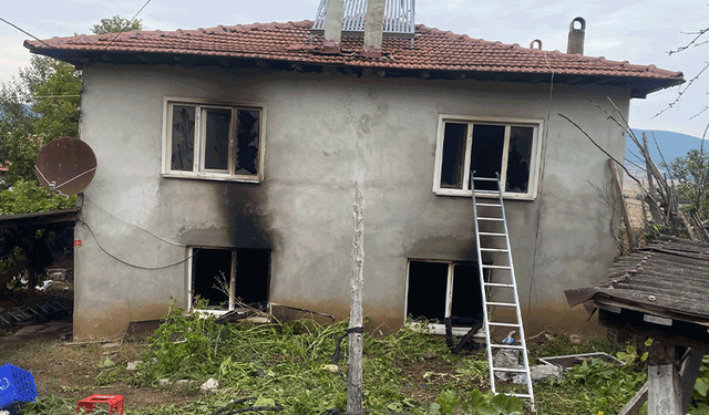 Bilecik'te çıkan yangında baba-kız hayatını kaybetti