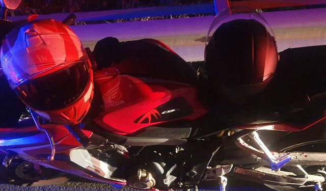 Bilecik’te motosiklet bariyere çarptı: 2 kişi yaralandı