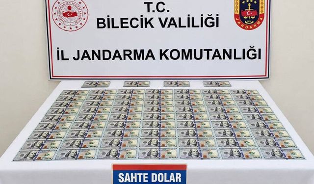 Bilecik’te otomobilde 202 adet sahte dolar ele geçirildi