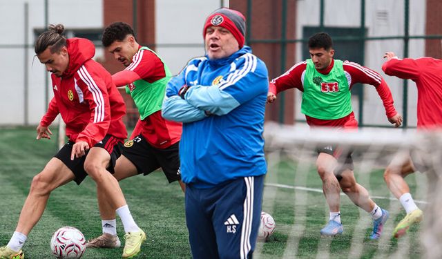 Eskişehirspor'da 1922 Akşehir mesaisi sürüyor