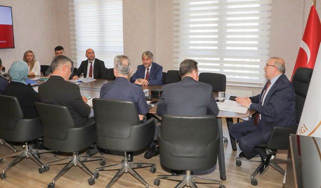 Kütahya'da okul güvenliği için yeni eğitim öğretim yılı tedbirleri görüşüldü