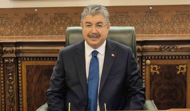 Vali Yılmaz, A Milli Erkek Basketbol Takımını tebrik etti