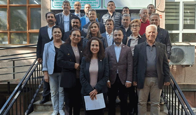 Odunpazarı’nda YENİ Parti yönetimi mazbatasını aldı!