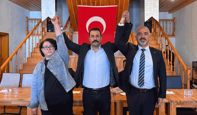 YENİ Parti Seyitgazi’de Ahmet Ülker dönemi başlıyor: Selma Sara kaybetti