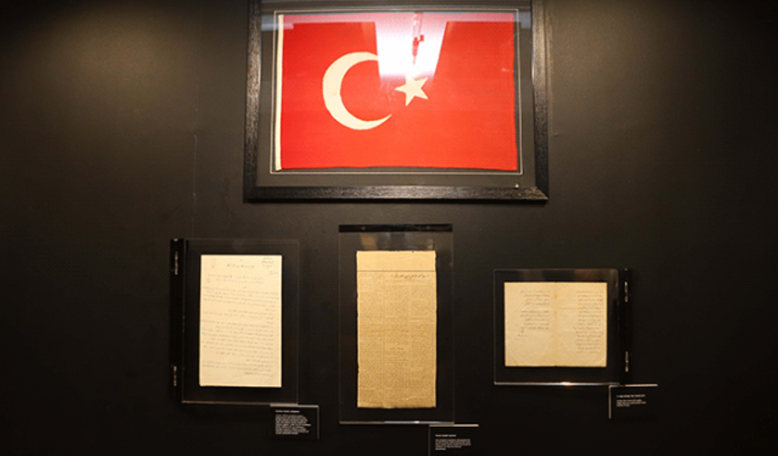 Yüz yıllık destanın sergisi Eskişehir'de açıldı