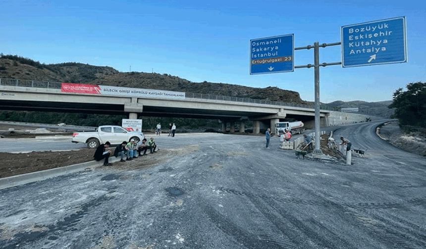 Bilecik'te köprülü kavşağı Bakan Karaismailoğlu açacak