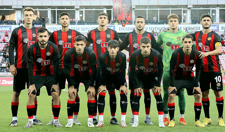 Eskişehirspor 5 gollü maçta Türkiye Kupası'na veda etti