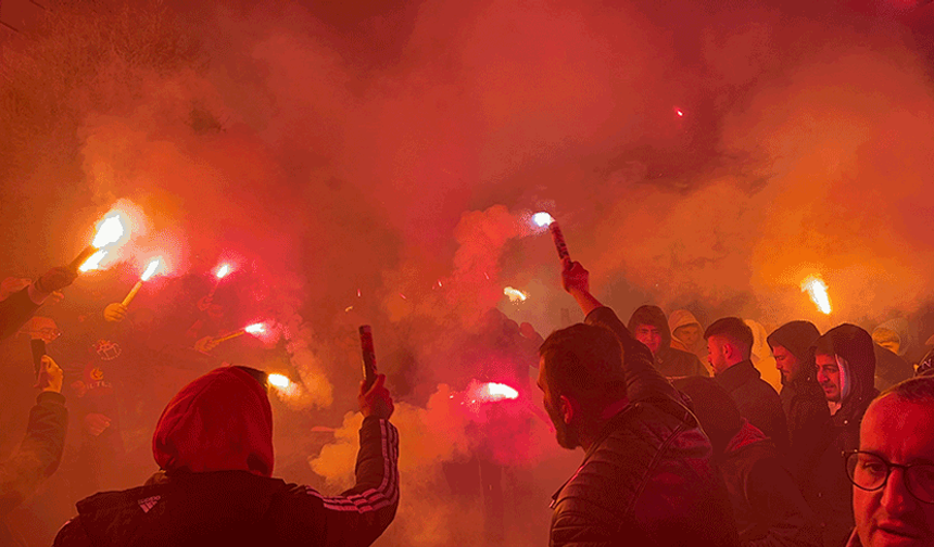 Eskişehirspor'da transfer yasağı kaldırıldı: Tesisler bayram yeri oldu