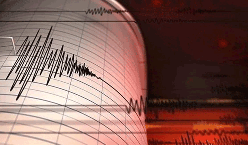 Gemlik'te deprem! Eskişehir de sallandı