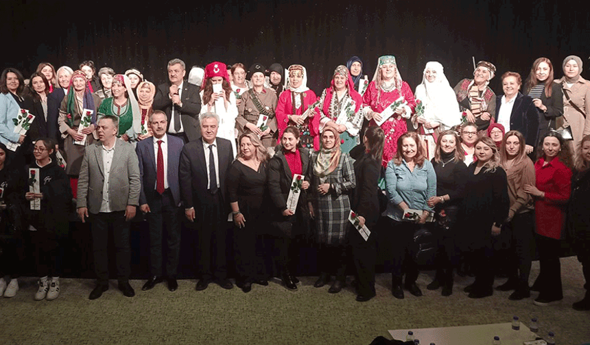 Eskişehir’de ‘kahraman Türk kadınları’ sahnelendi