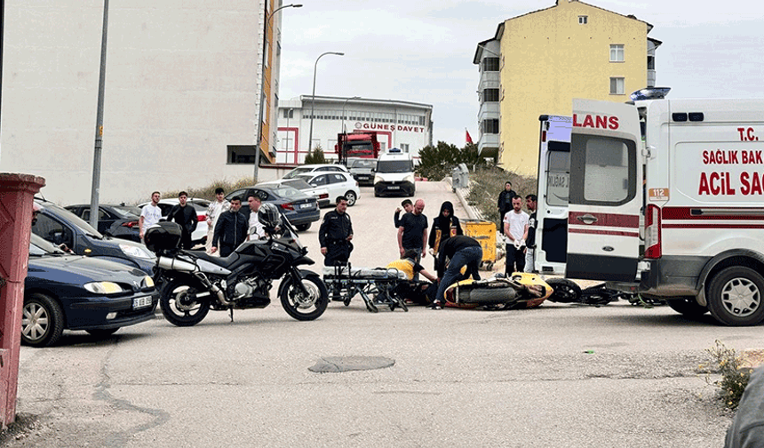 Bilecik'te iki motosiklet birbirine girdi: 1 yaralı