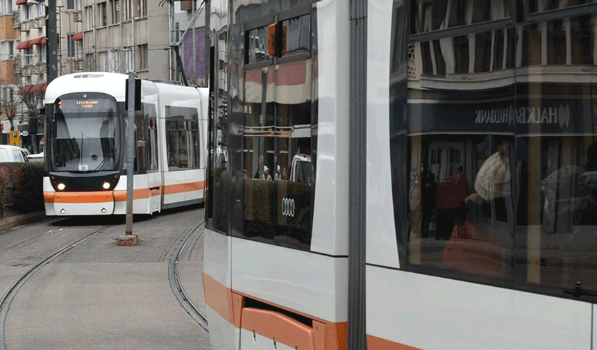 O tarihte Eskişehir’de toplu taşıma ücretsiz
