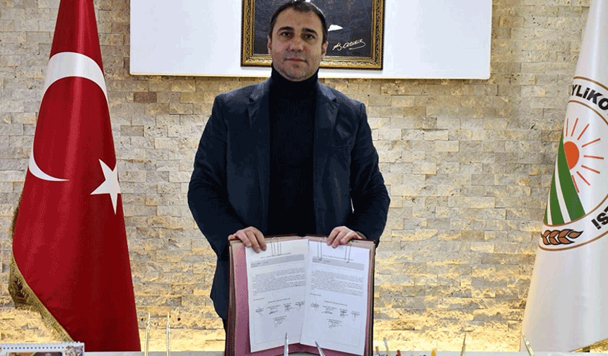 Eskişehir’de belediyeden öğrencilere 10 bin TL'lik destek