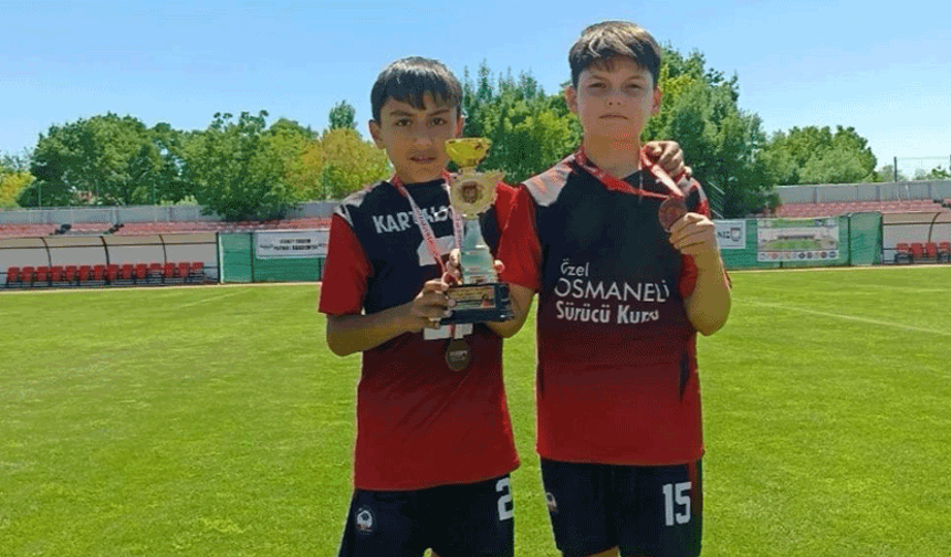 Futbolun yeni yıldızı yükseliyor: 13 yaşında Eskişehir ekibine geldi