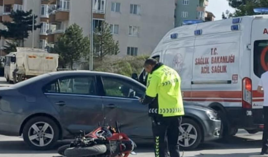 Bilecik'te motosiklet ile otomobil çarpıştı, 1 kişi yaralandı