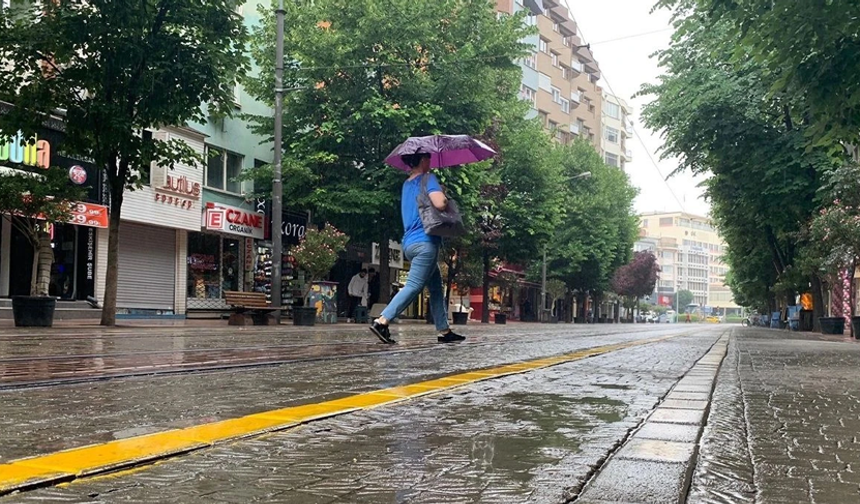 Eskişehirliler Pazar gününü yağışlı geçirecek