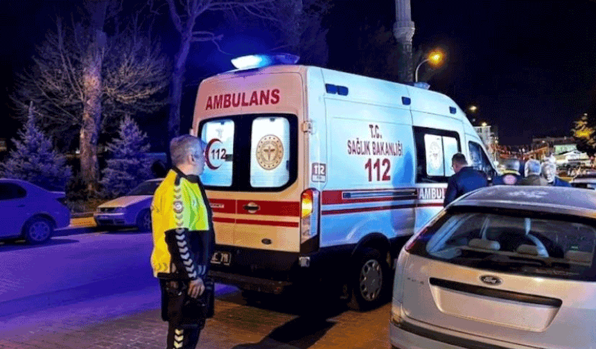 Kütahya Tavşanlı'da motosiklet yayaya çarptı: 2 yaralı