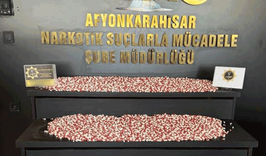 Afyon'da kargo ile uyuşturucu sevkiyatına polis ‘dur’ dedi