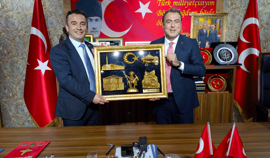 Başkan Dökmeci’den MHP İl Başkanı Sezer’e anlamlı ziyaret
