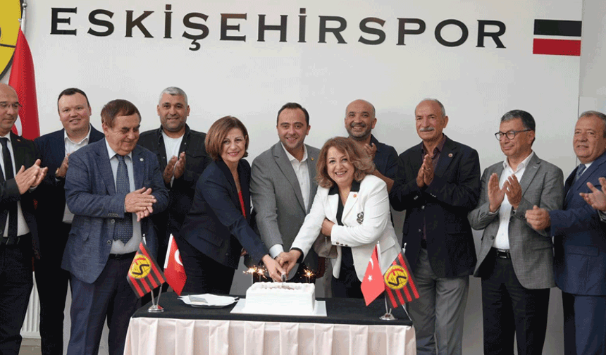 Başkan Ünlüce: “Eskişehirspor’un yanında olmaya devam edeceğiz”