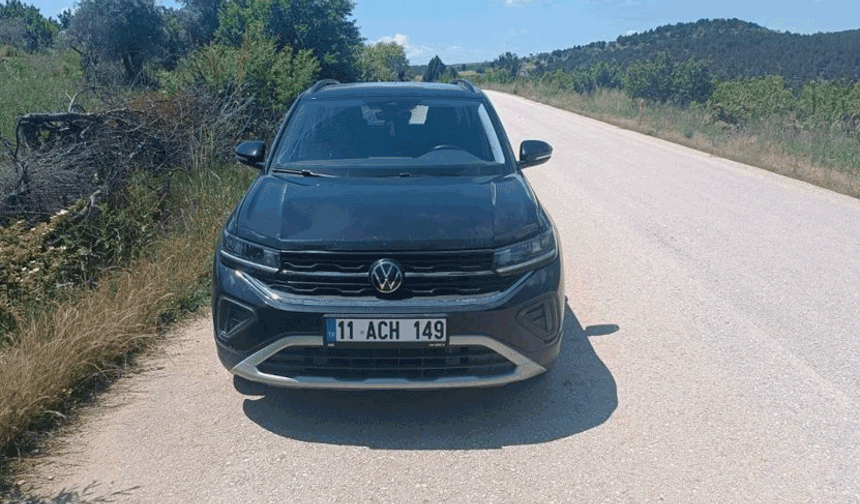 Bilecik'te otomobilin çarptığı çocuk ağır yaralandı