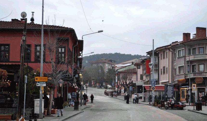 Eskişehir’de köye dönüş başladı: Kira arttı, esnaf azaldı!
